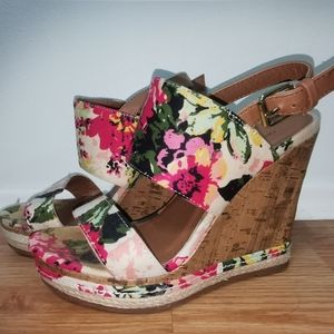 Floral Wedge Sandle